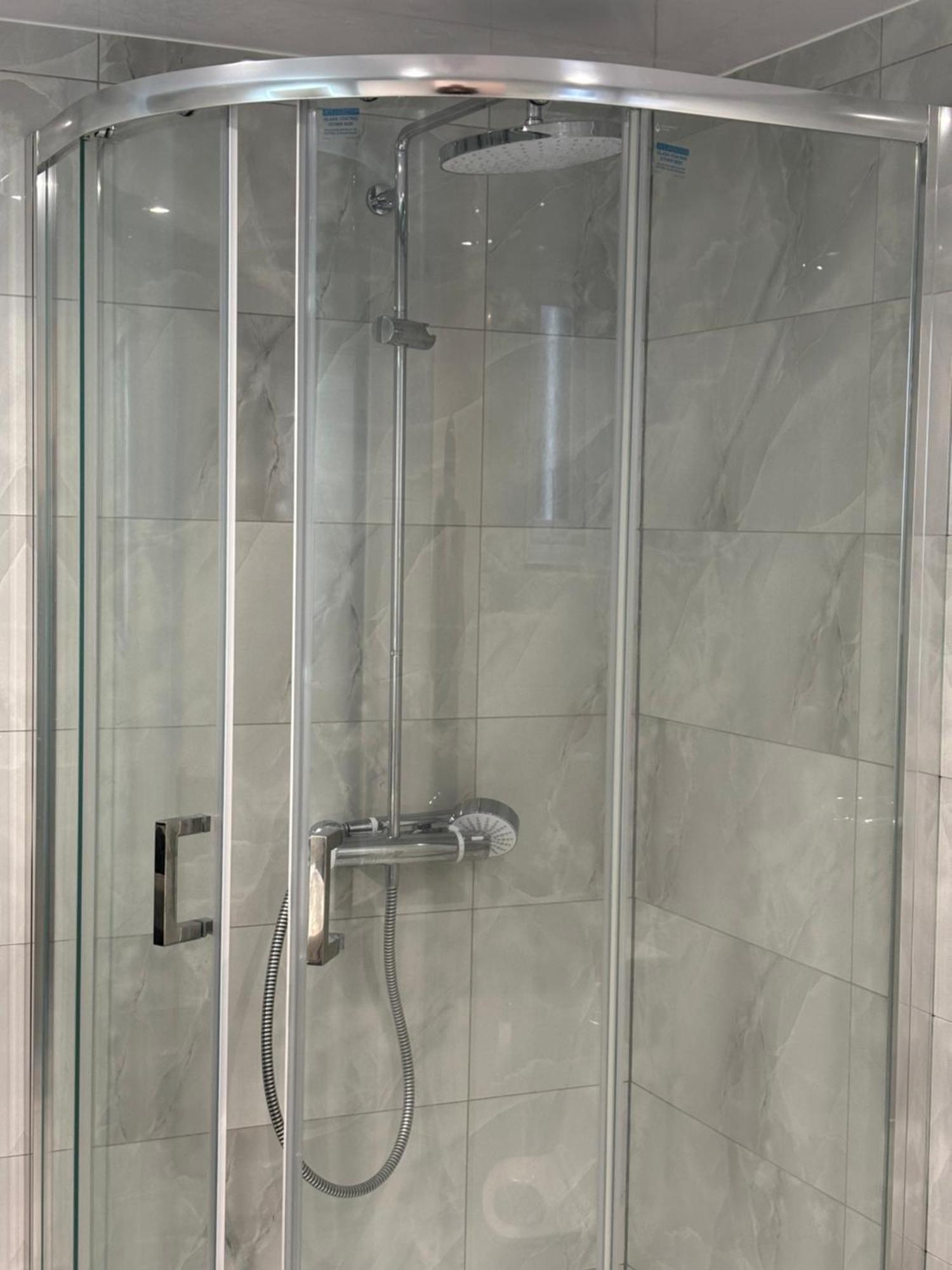 Newly Build 2Br Property With Free Parking High Wycombe Buitenkant foto